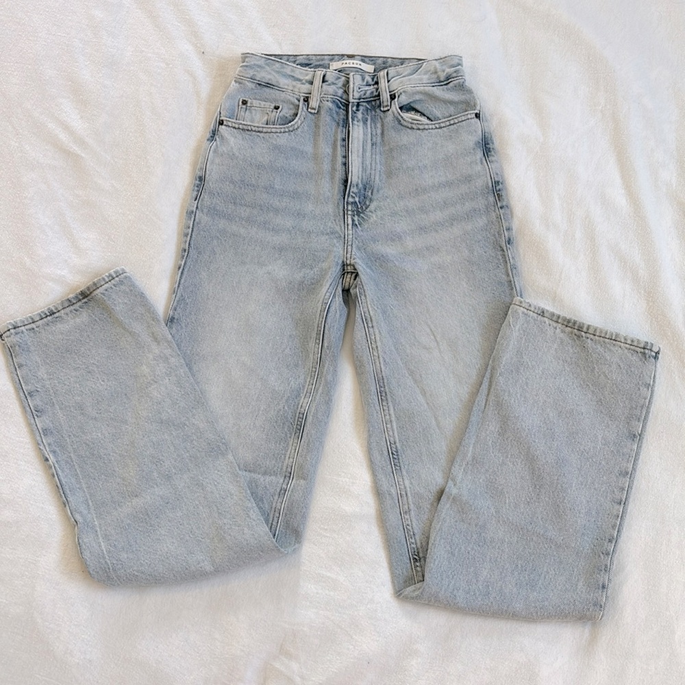 PacSun 90's Boyfriend Jeans size 23. Hardly worn and in great condition!